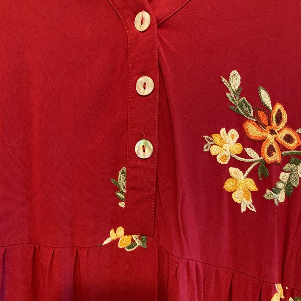 Floral Red Button-Down Dress - Picture 3 of 9